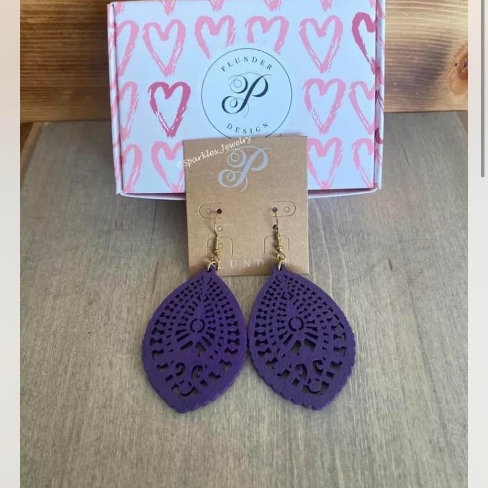 Plunder earrings